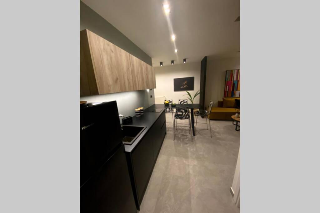 Vyron 1 Elegance Apartment Nea Michaniona Exterior photo